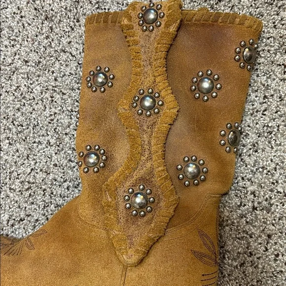 Old Gringo Silver Round Studded Suede Boots Tan size 7.5 - Picture 12 of 16